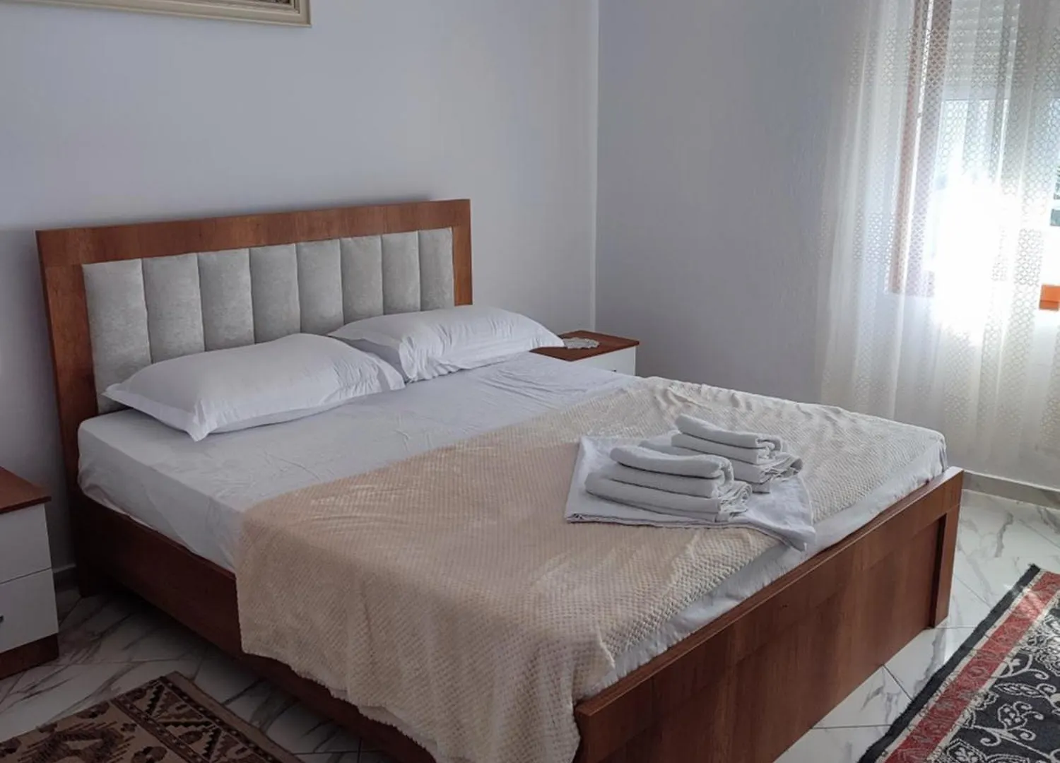 Alojamento de Acomodação e Pequeno-almoço Guest House Zotkaj Berati